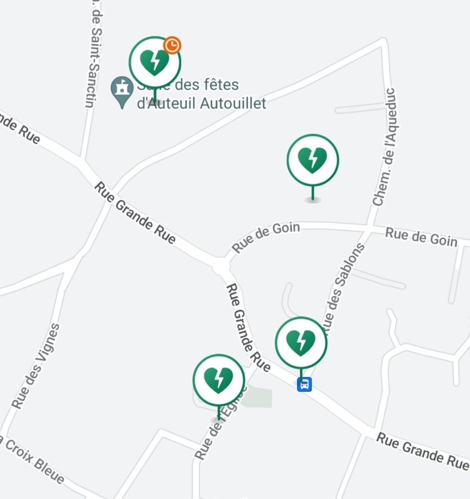 emplacement défibrilateurs